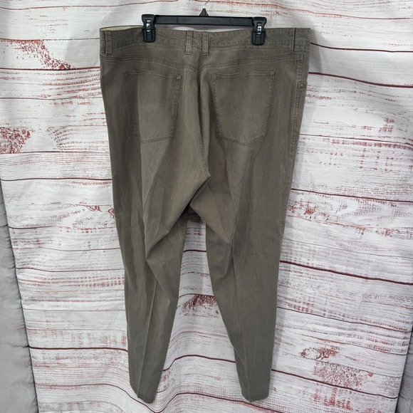 Tommy Bahama Pants Mens 44x32 Taupe Tencel Stretch Casual Flat Front Casual‎ - Picture 5 of 8